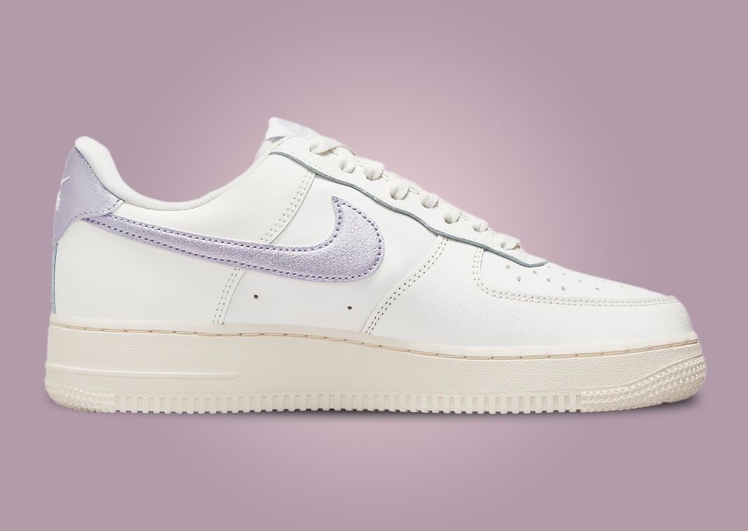 Nike Is Bringing Vintage Vibes To The Air Force 1 High LV8 - Sneaker News