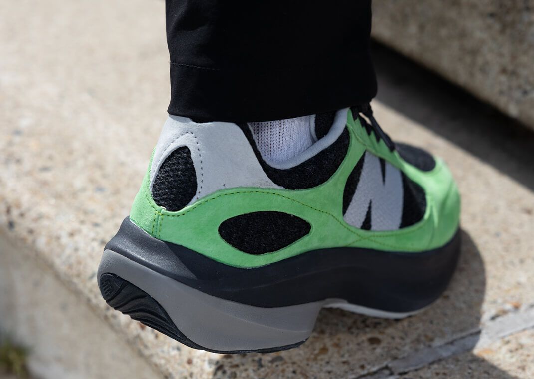 国内配送 New Balance WARPED RUNNER BLACK NEW BALANCE WARPED RUNNERS New Balance Men's Shoes | Ballzy