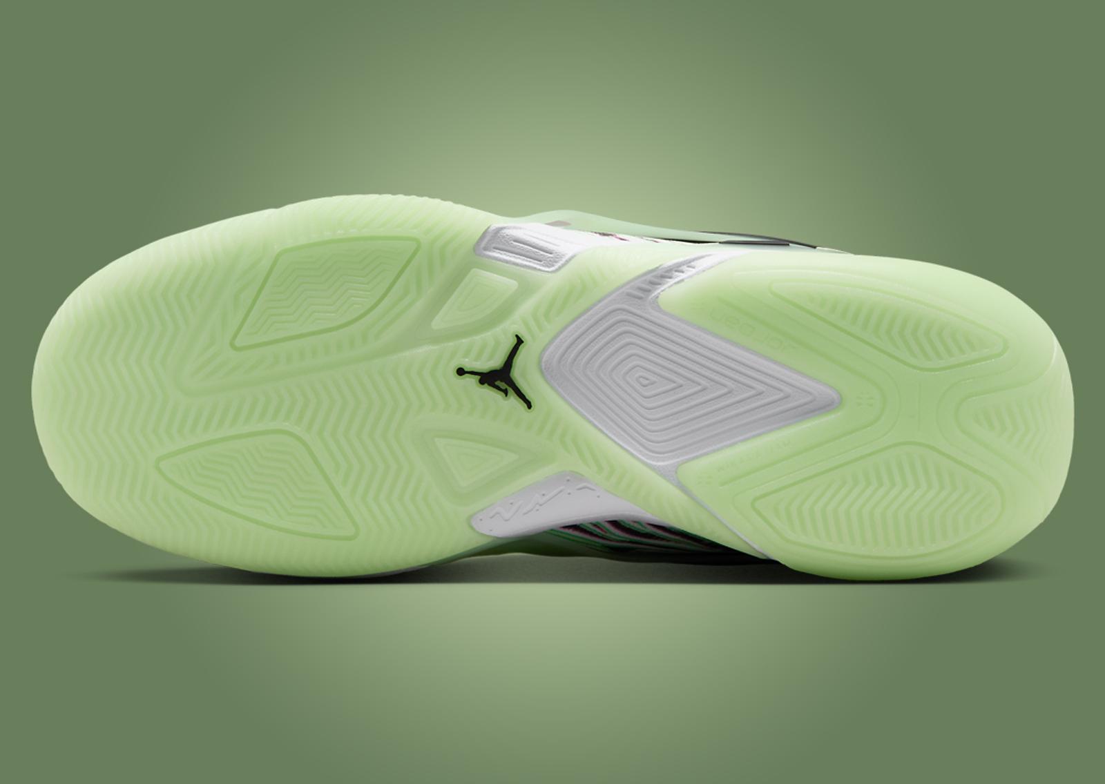 Jordan Heir Sail Vapor Green (W) Outsole