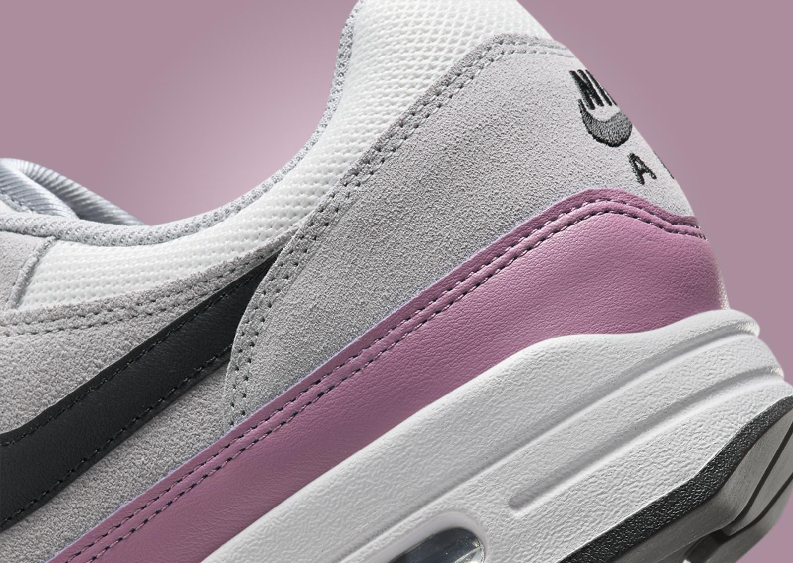 Nike Air Max 1 Summit White Wolf Grey Pink Heel Detail