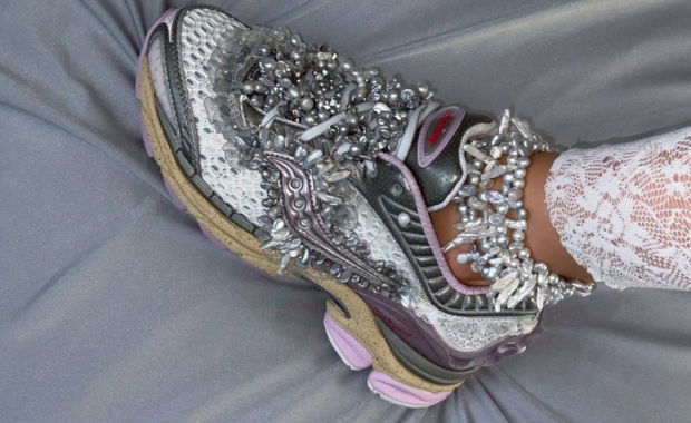 Metagirl x Saucony ProGrid Paramount Daughter of the Moon Custom