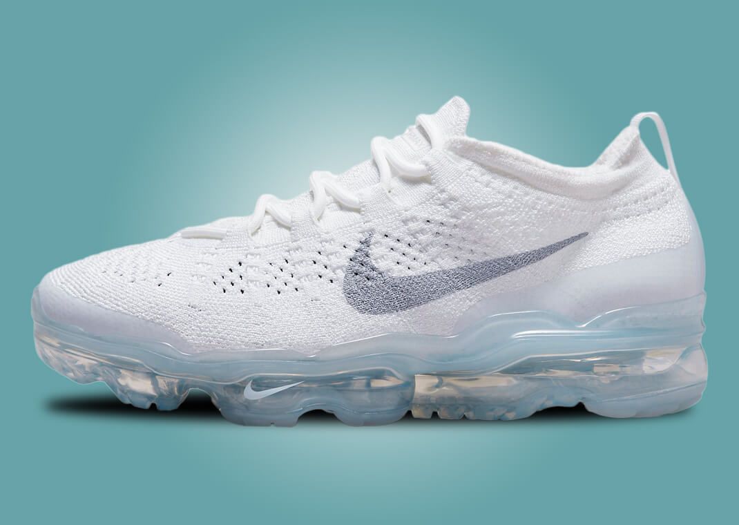 Vapormax white hot sale 2.0