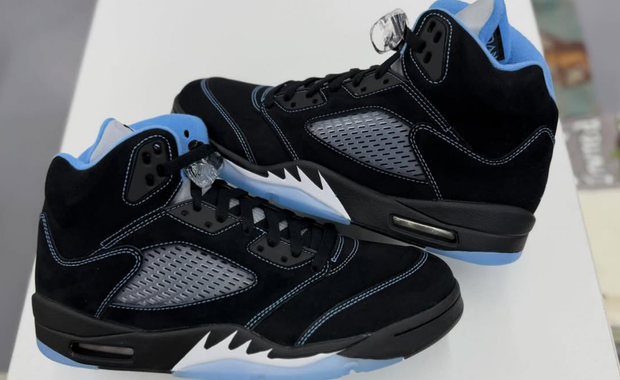 Air Jordan 5 Retro Black University Blue