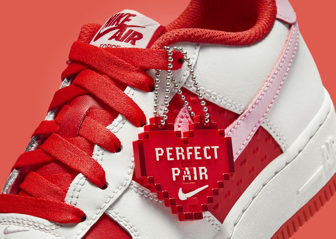 RE. X'mas DO WHAT YOU LOVEフーディ RED il_1080xN.5575209776_6kxw.jpg