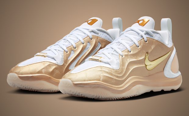 Nike A'Two Gold Standard