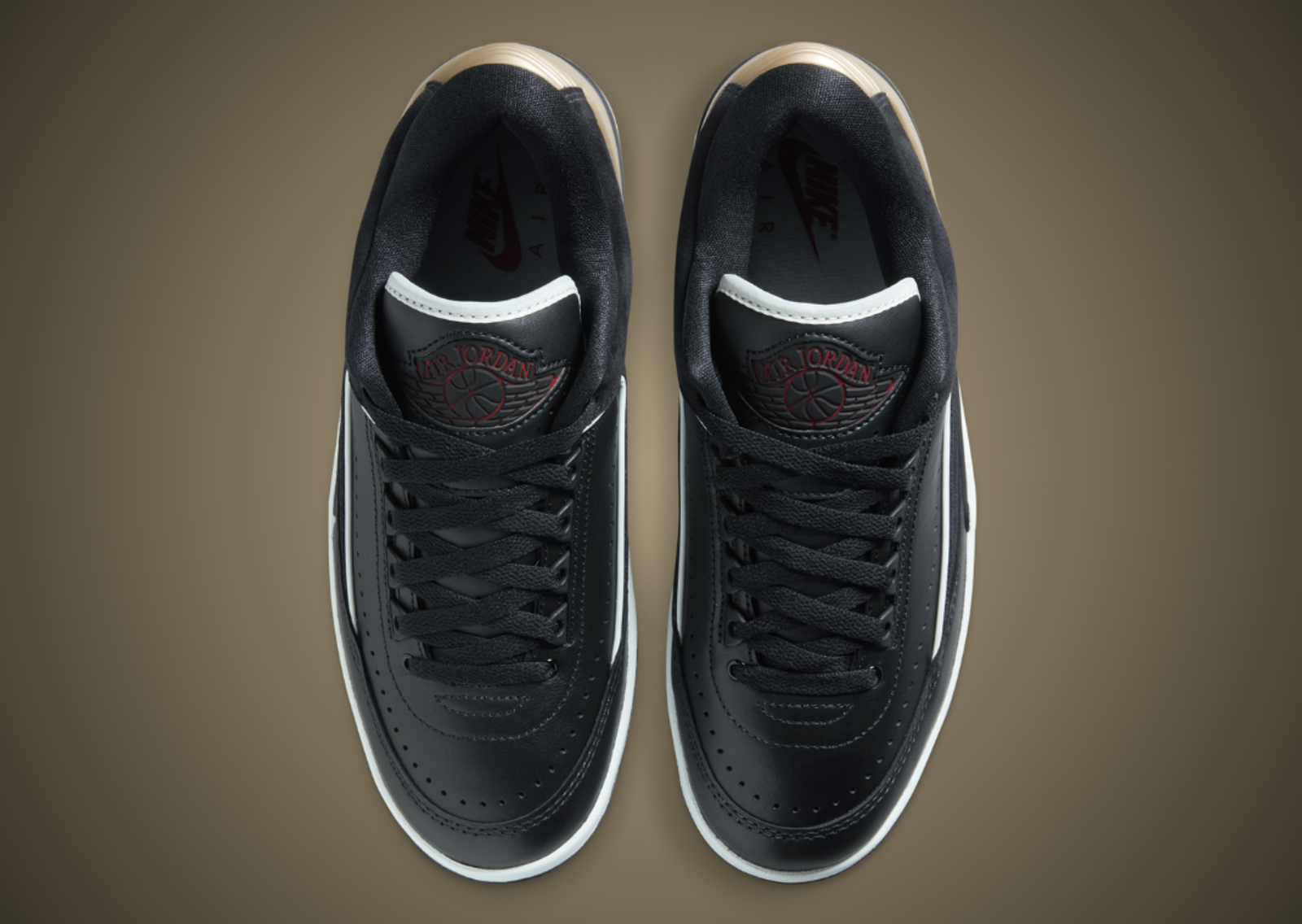 Air Jordan 2 Retro Low Black Metallic Gold (W) Top