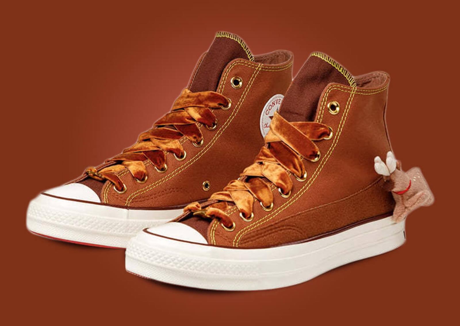 Converse Chuck 70 Hi Reindeer Angle