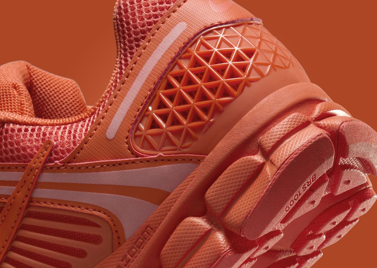 Nike Zoom Vomero 5 Cosmic Clay Heel Detail
