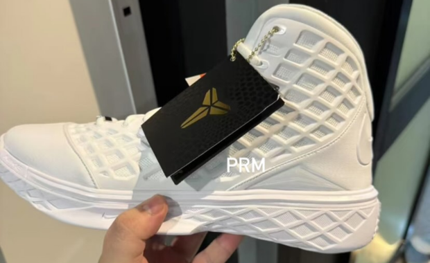 Nike Kobe 3 Protro Halo