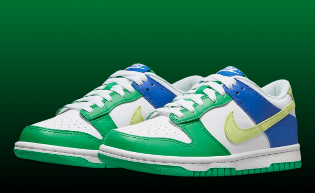 Official Look At The Kids’ Exclusive Nike Dunk Low Green Royal Lemon