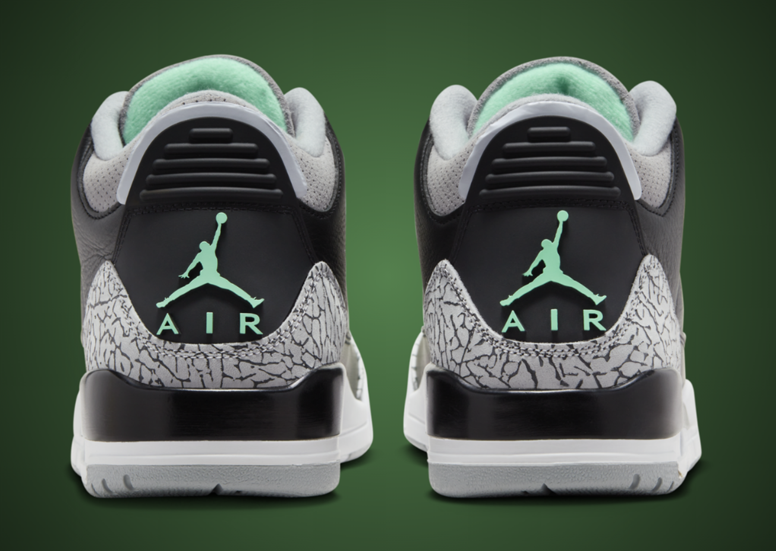 Air Jordan 3 Retro Green Glow Heel