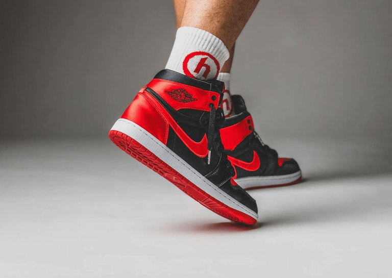 Jd sports satin black top toe