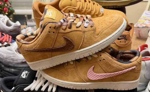 NOTE Manchester x Nike SB Dunk Low Pro Brew and Biscuits