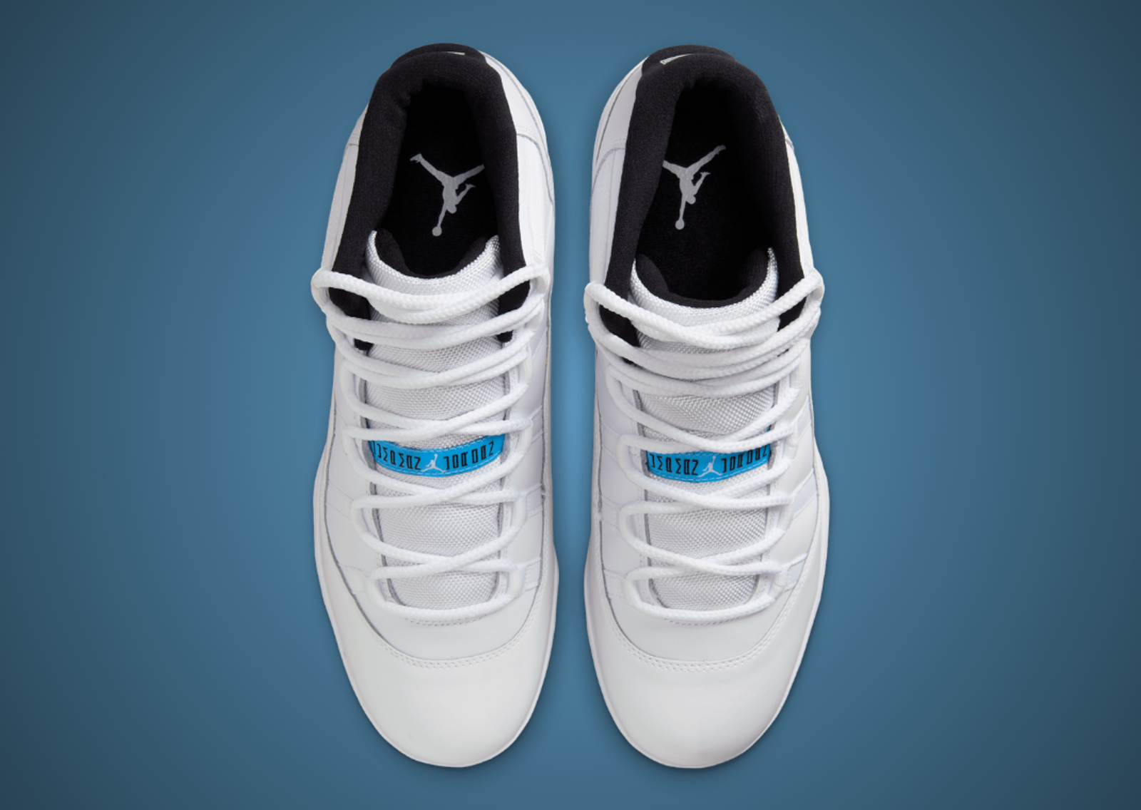 Air Jordan 11 Mid TD Cleat Legend Blue Top