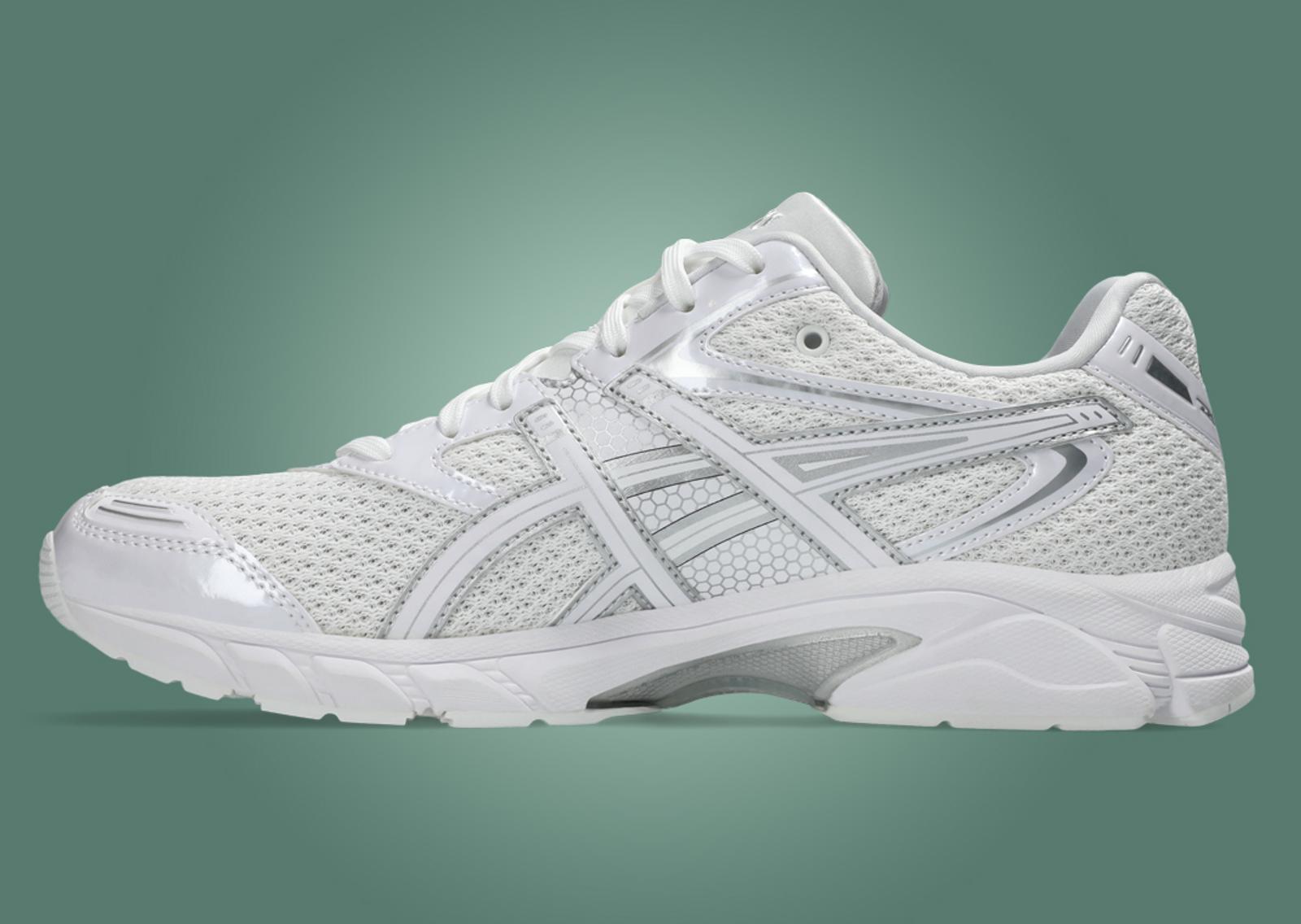 Asics Gel-DS Trainer 14 Triple White Medial