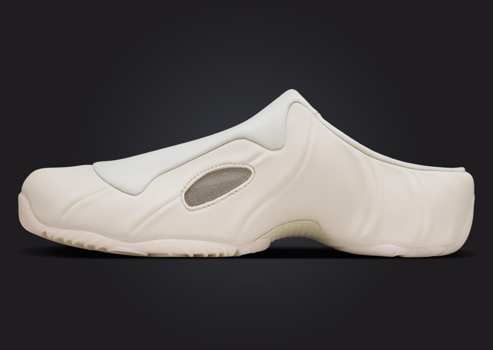 Nike Clogposite Cream Medial