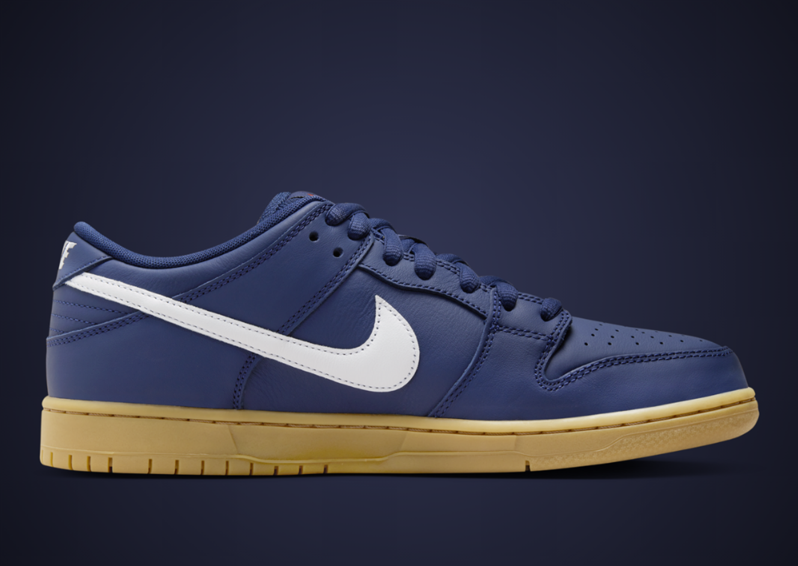 Nike SB Dunk Low Navy Gum Medial