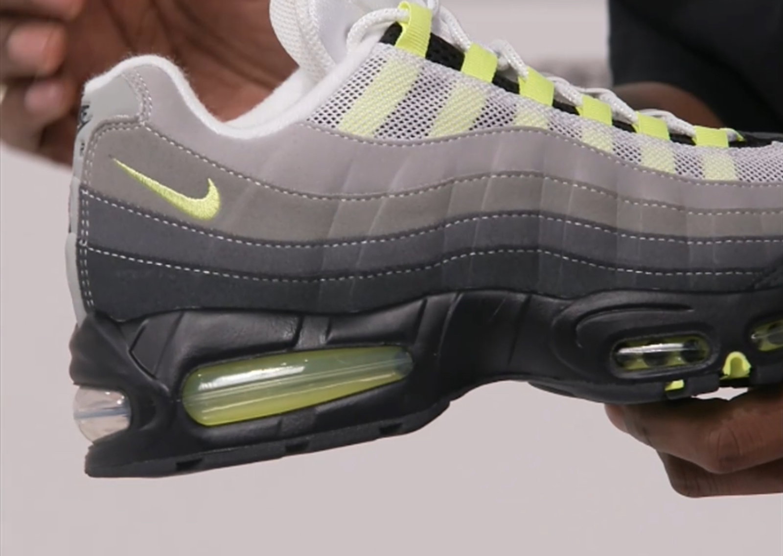 Nike Air Max 95 OG Neon Lateral