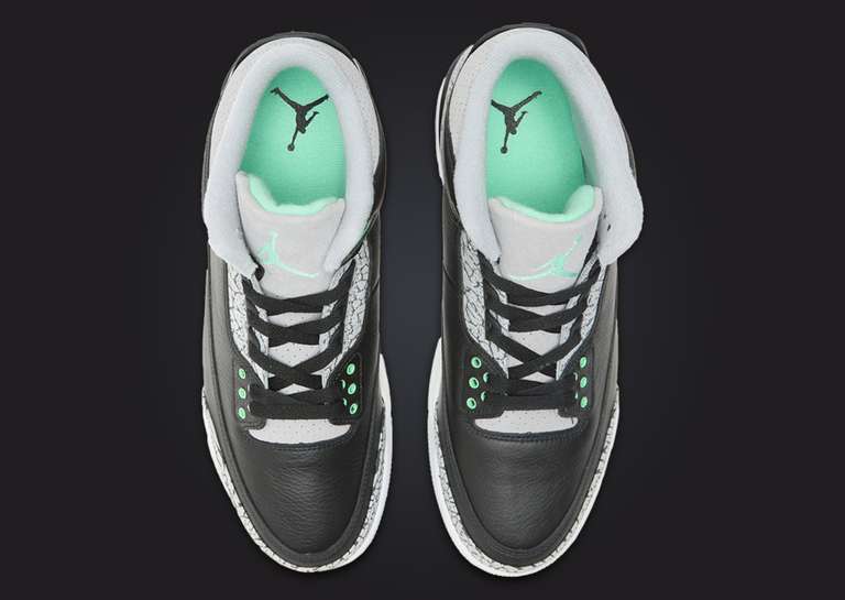 Air Jordan 3 Retro Green Glow Top