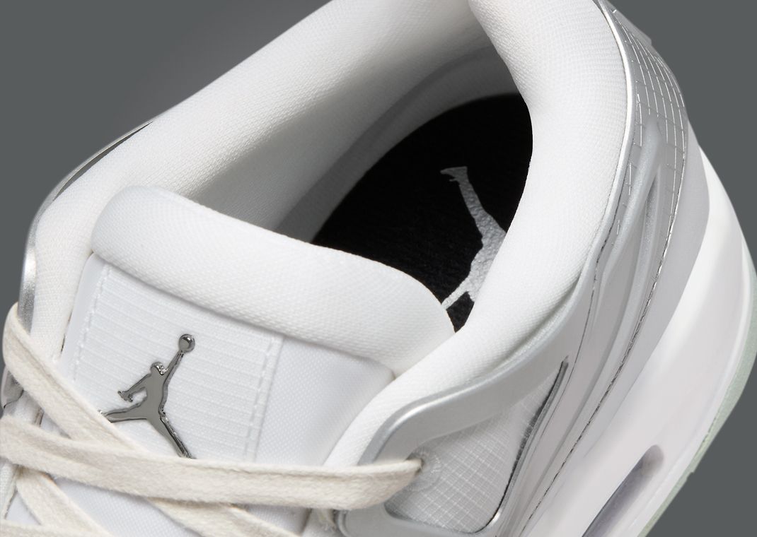シューズ・サンダルその他 Nike Air Jordan 4 RM Women's Shoes HV5972-101 Air Jordan 4 RM WMNS Chrome - Mar 2025 - HV5972-101