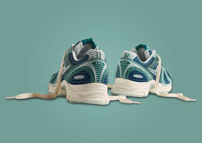 END x Saucony Triumph 4 Nessie Heel Angle