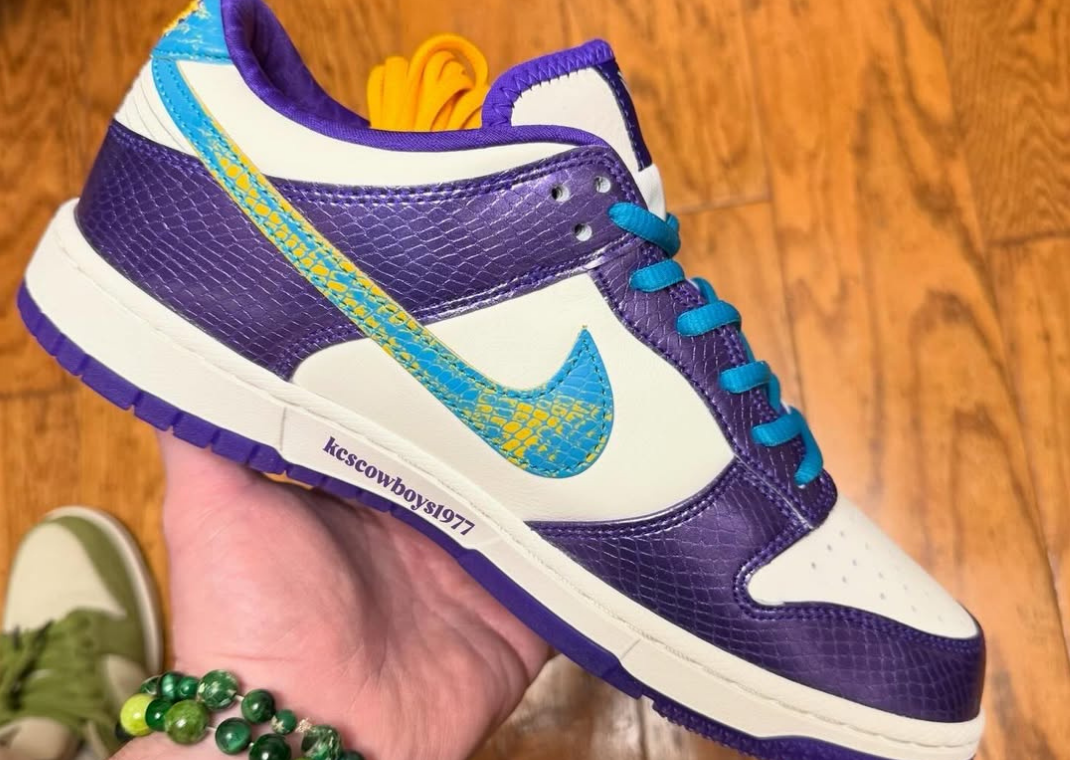 The Nike Kobe Dunk Low Protro Hornets Adds a Teal and Yellow  display picture 1
