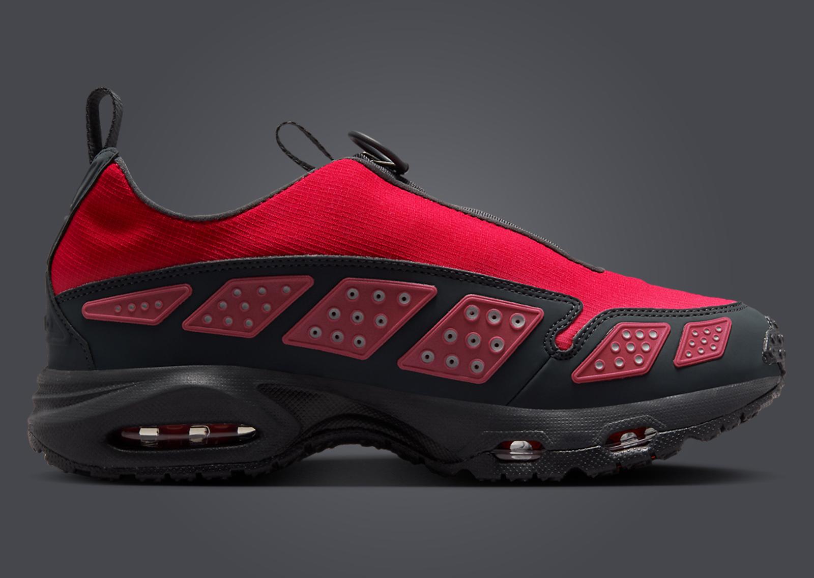 Nike Air Max Sunder Gore-Tex Red (W) Medial