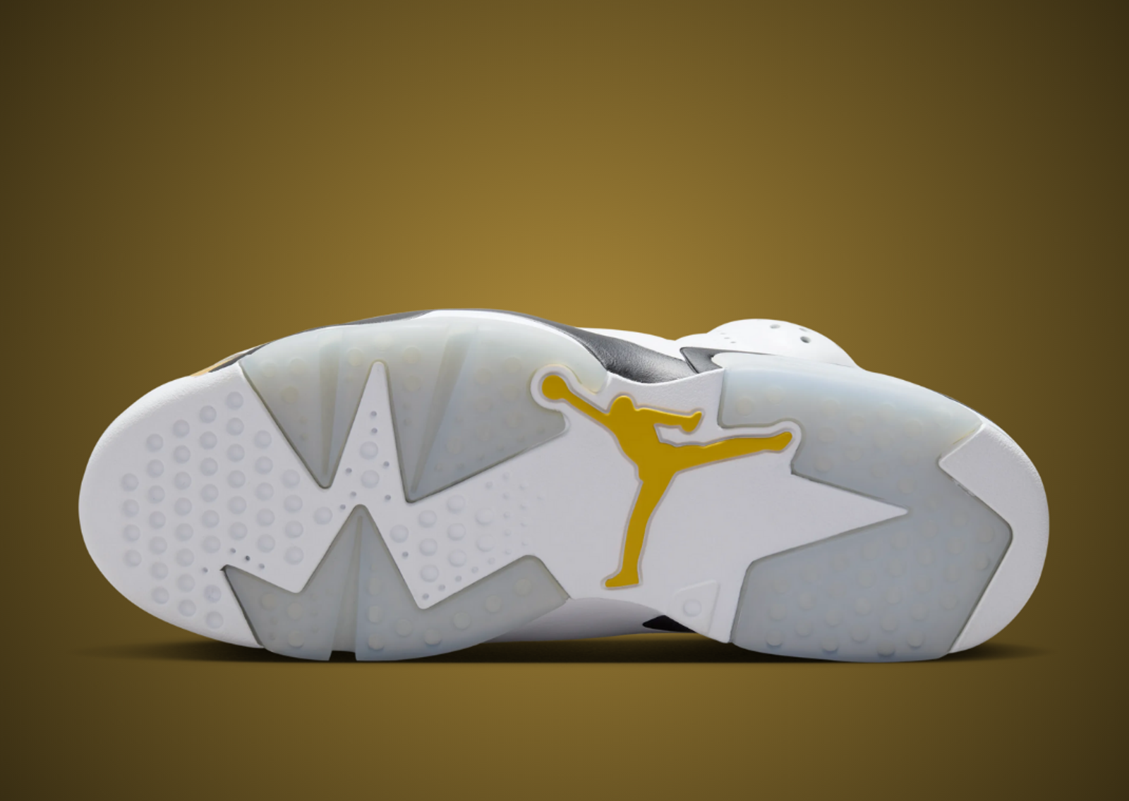 Air Jordan 6 Retro Yellow Ochre Outsole