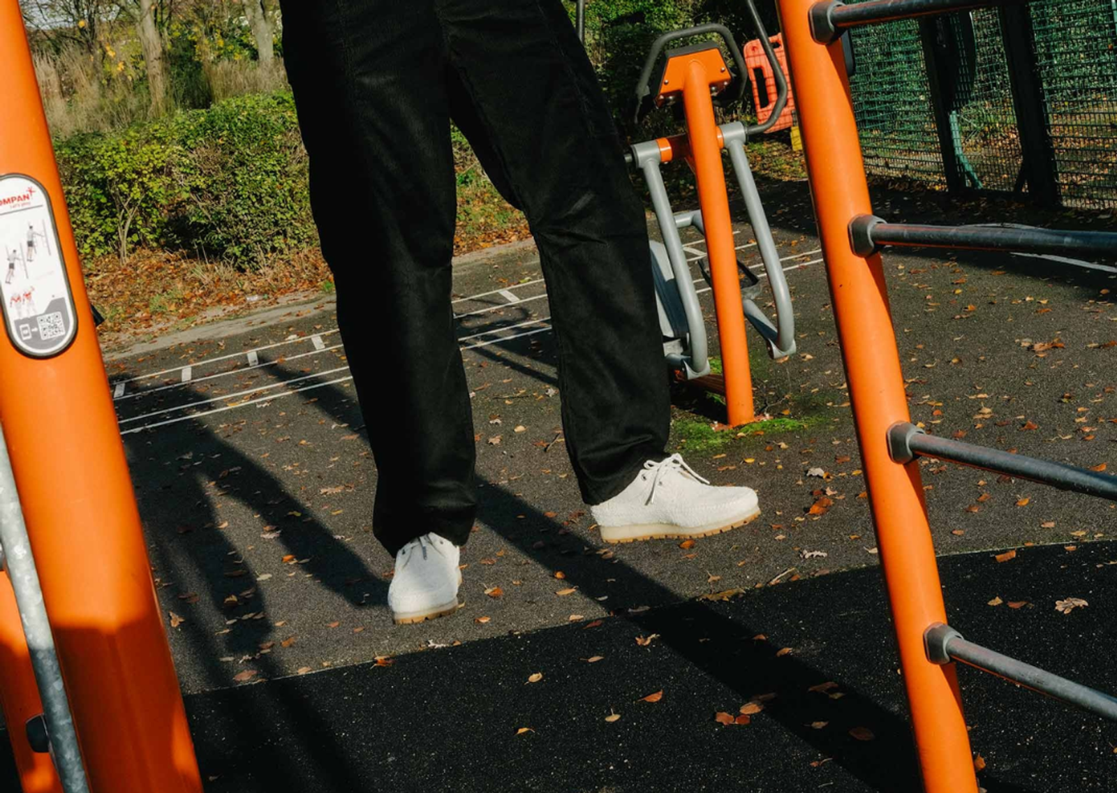 HAVEN x Clarks Originals Weaver GTX White On-Foot Front