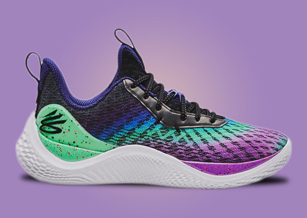 The Northern Lights Inspire This Under Armour Curry 10