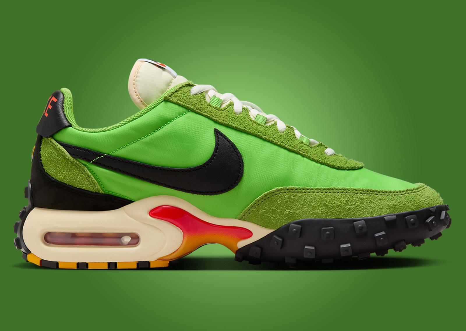 Nike Air Max Waffle SP Action Green Lateral