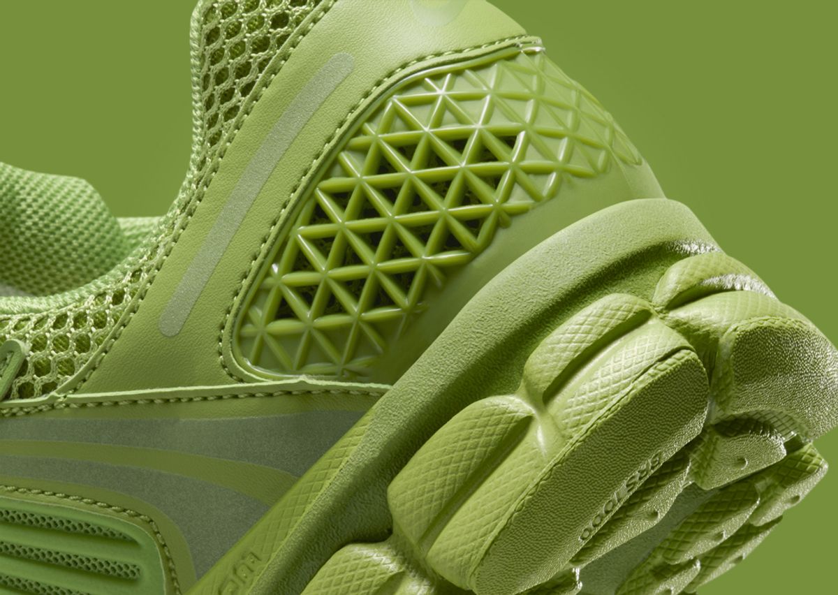Nike Zoom Vomero 5 Chlorophyll Heel