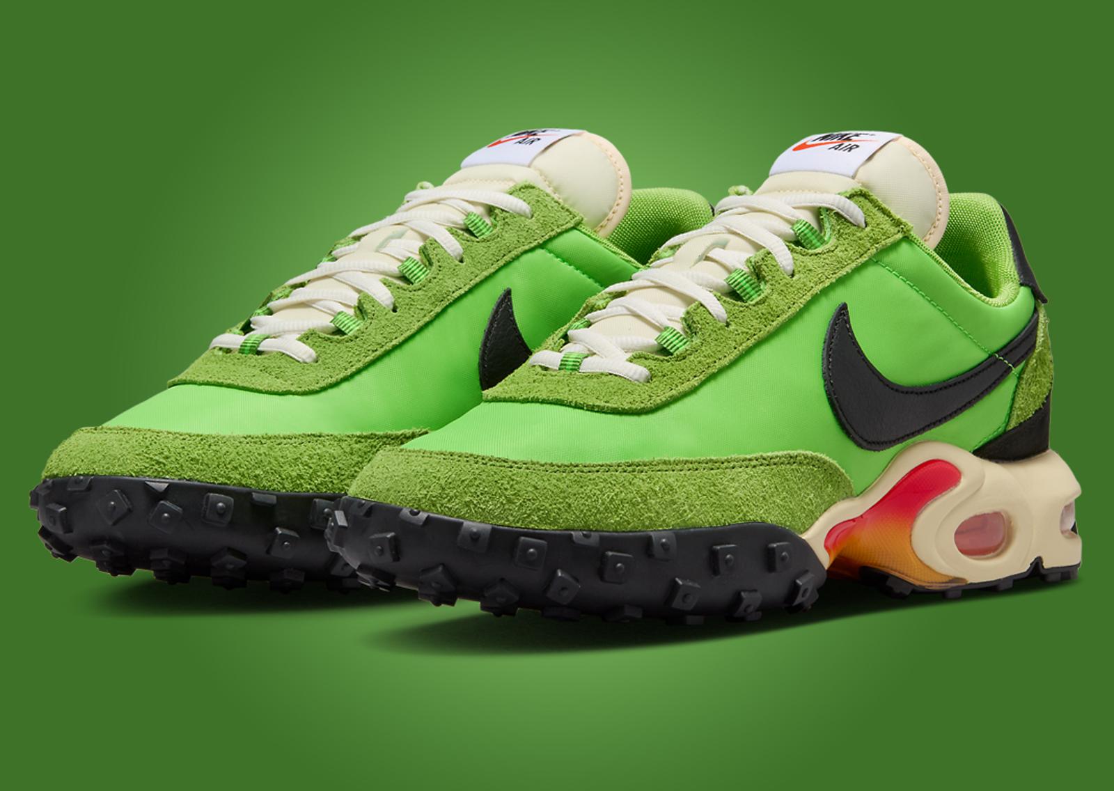 Nike Air Max Waffle SP Action Green Angle