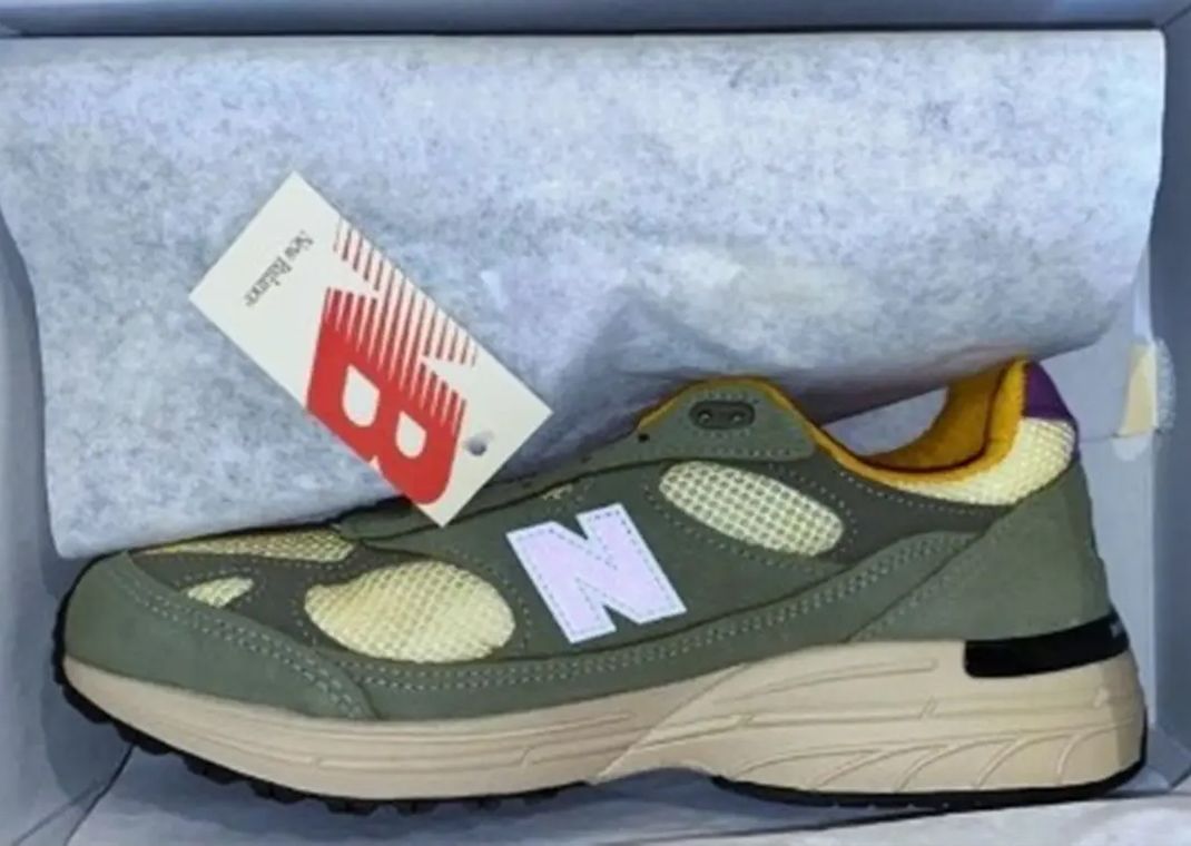 The New Balance 993 Made in USA Olive Leaf Releases August 2024