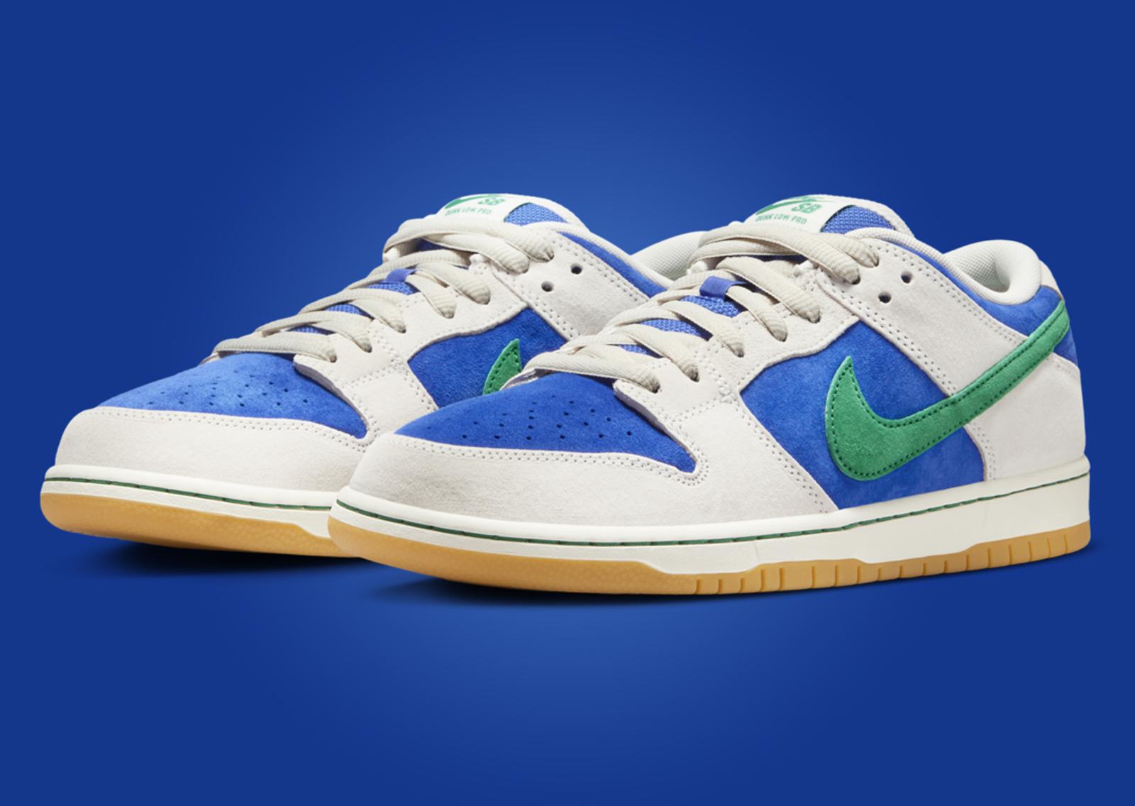 Nike SB Dunk Low Malachite Hyper Royal Angle