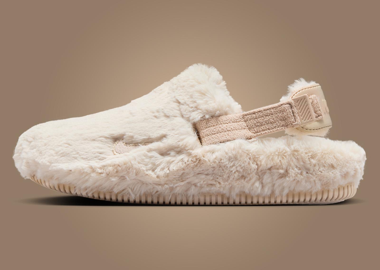 Nike Calm Mule Fur Sanddrift (W) Lateral