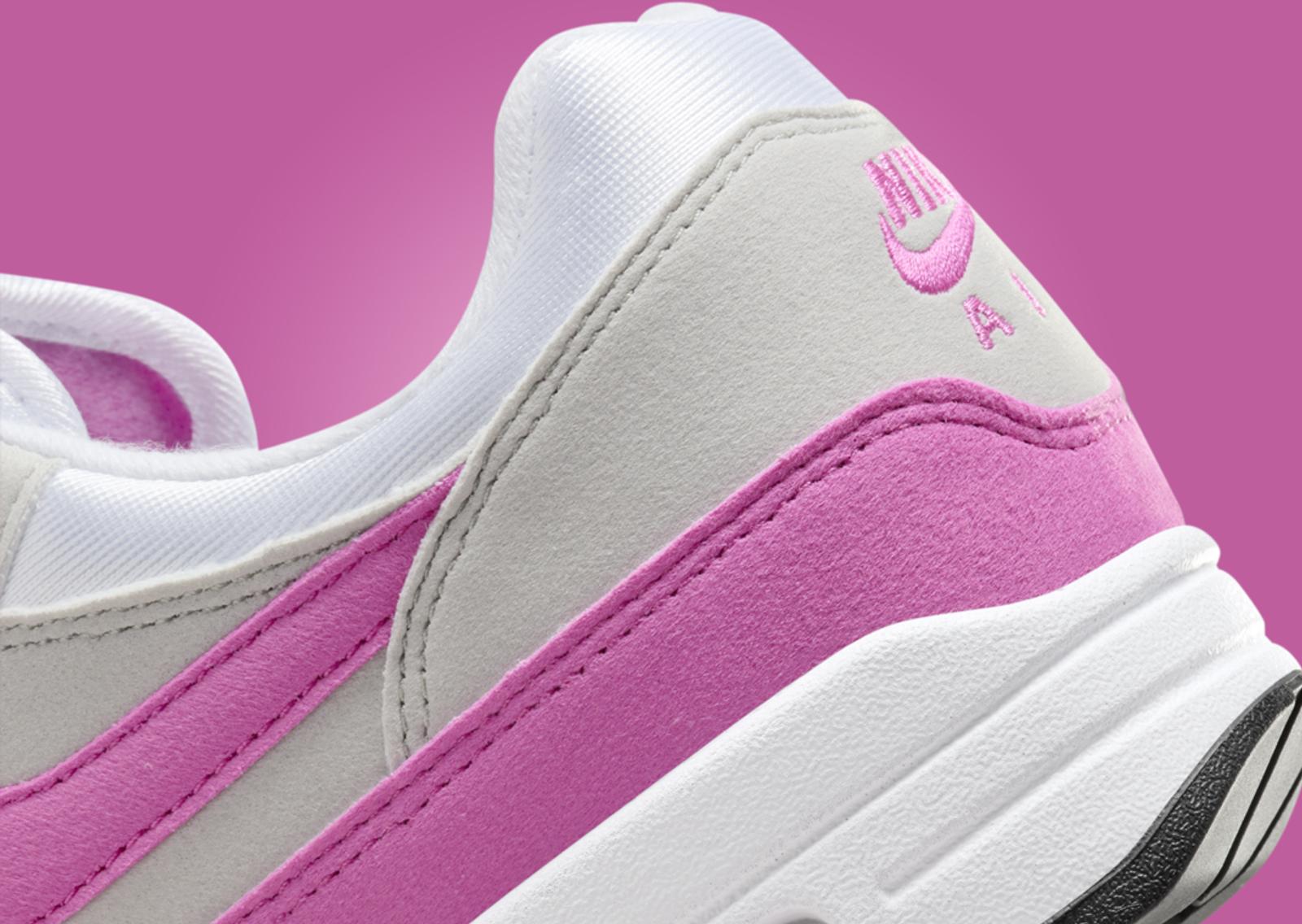 Nike Air Max 1 Pink Rise (W) Heel Detail