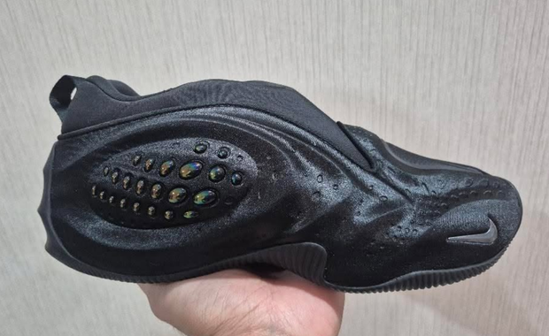 Nike First Sight Shadow Triple-Black Preview