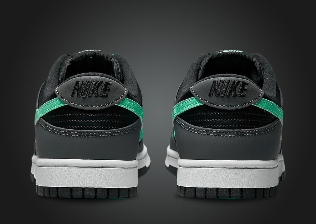 sb dunk green glow
