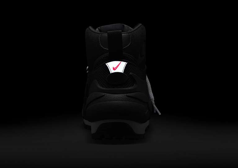 sacai x Nike Magmascape Black 3M Heel