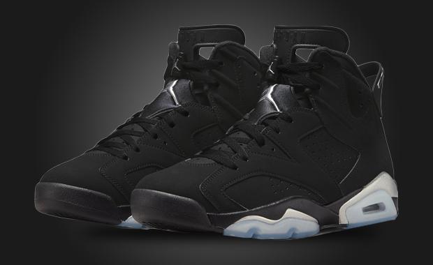 Air Jordan 6 Black Metallic Silver Releasing Holiday 2022