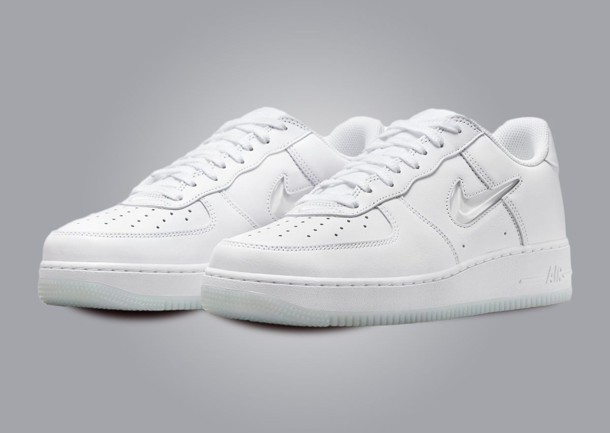 Nike Air Force 1 One 07 Triple White Shoes Low Top AF1 Sneakers
