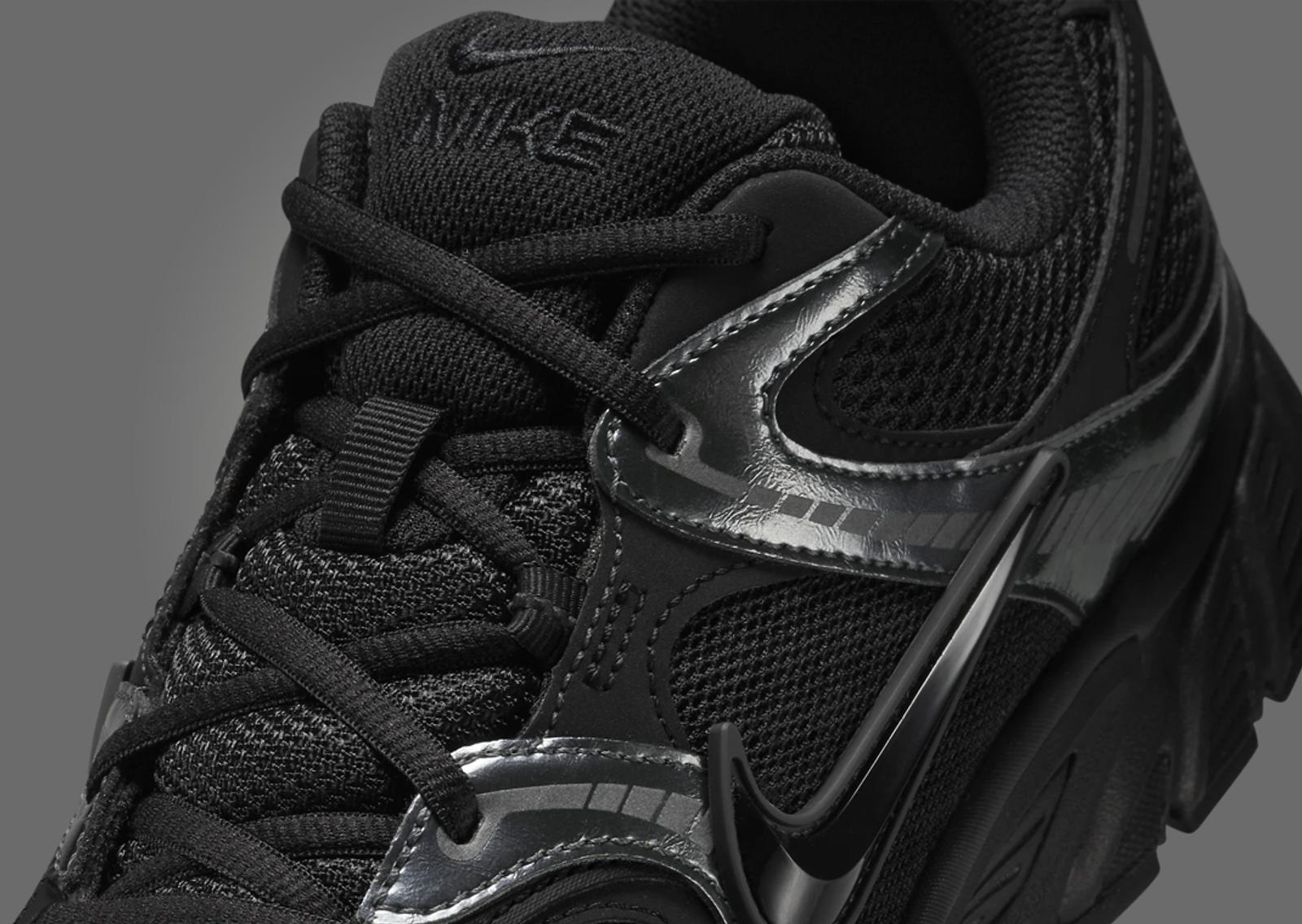 Nike V5 RNR Black Anthracite Tongue