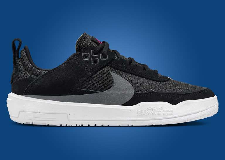 Nike SB Day One Black White (GS) Lateral
