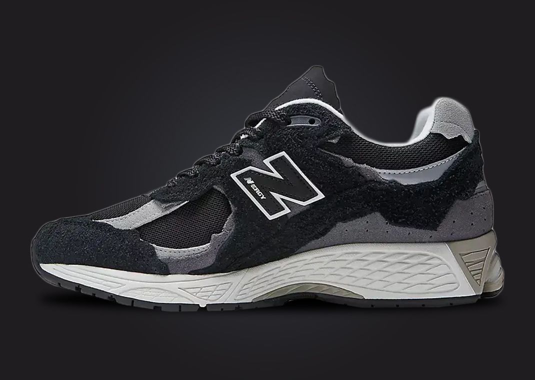 Black Suede Takes Over This New Balance 2002R Protection Pack