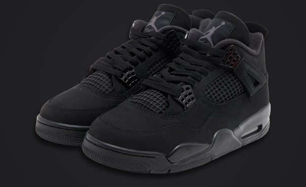 Air Jordan 4 Retro Black Cat (2025)