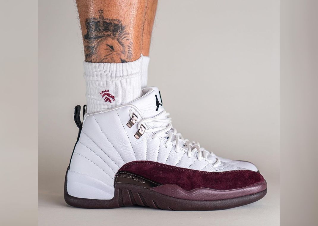 Burgundy and hot sale white jordan 12