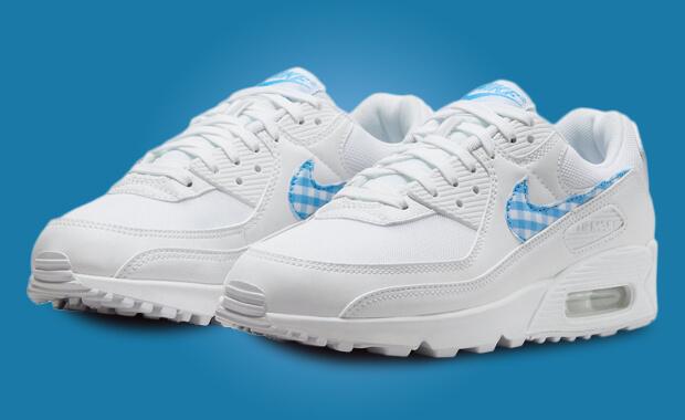 This Women's Exclusive Nike Air Max 90 Takes On Blue Gingham