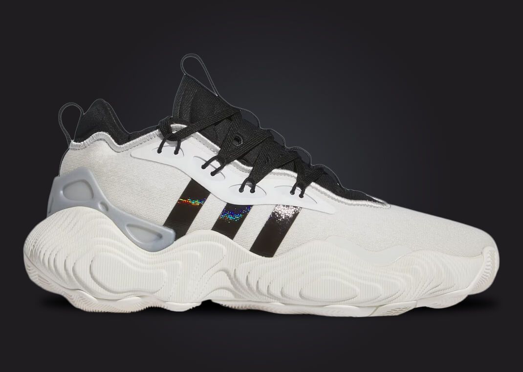 YOUNG TREY✴︎Insanely Rare✴︎Smooth 極上 The adidas Trae Young 3 Stormtrooper Releases December 2023