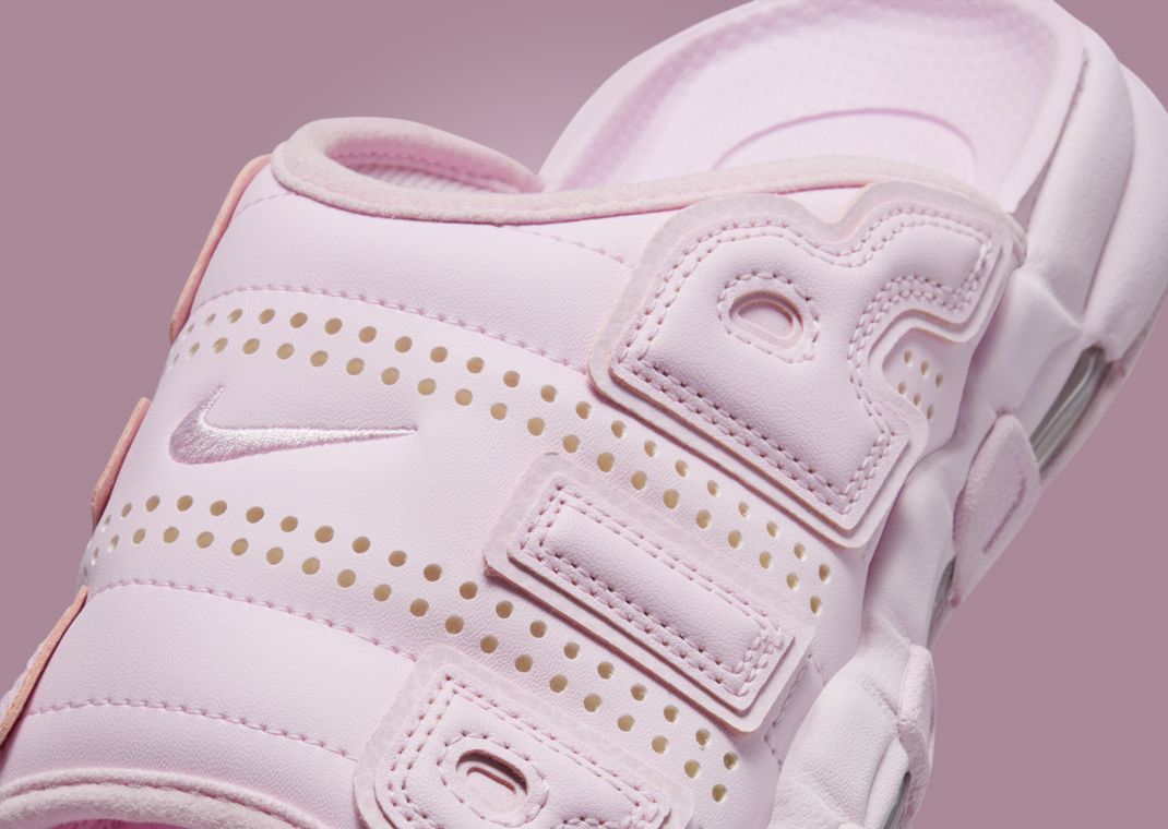 NIKE more uptempo slideシカゴモデル ナイキ エアモアアップテンポ シカゴ【12/20発売】 | スニーカー